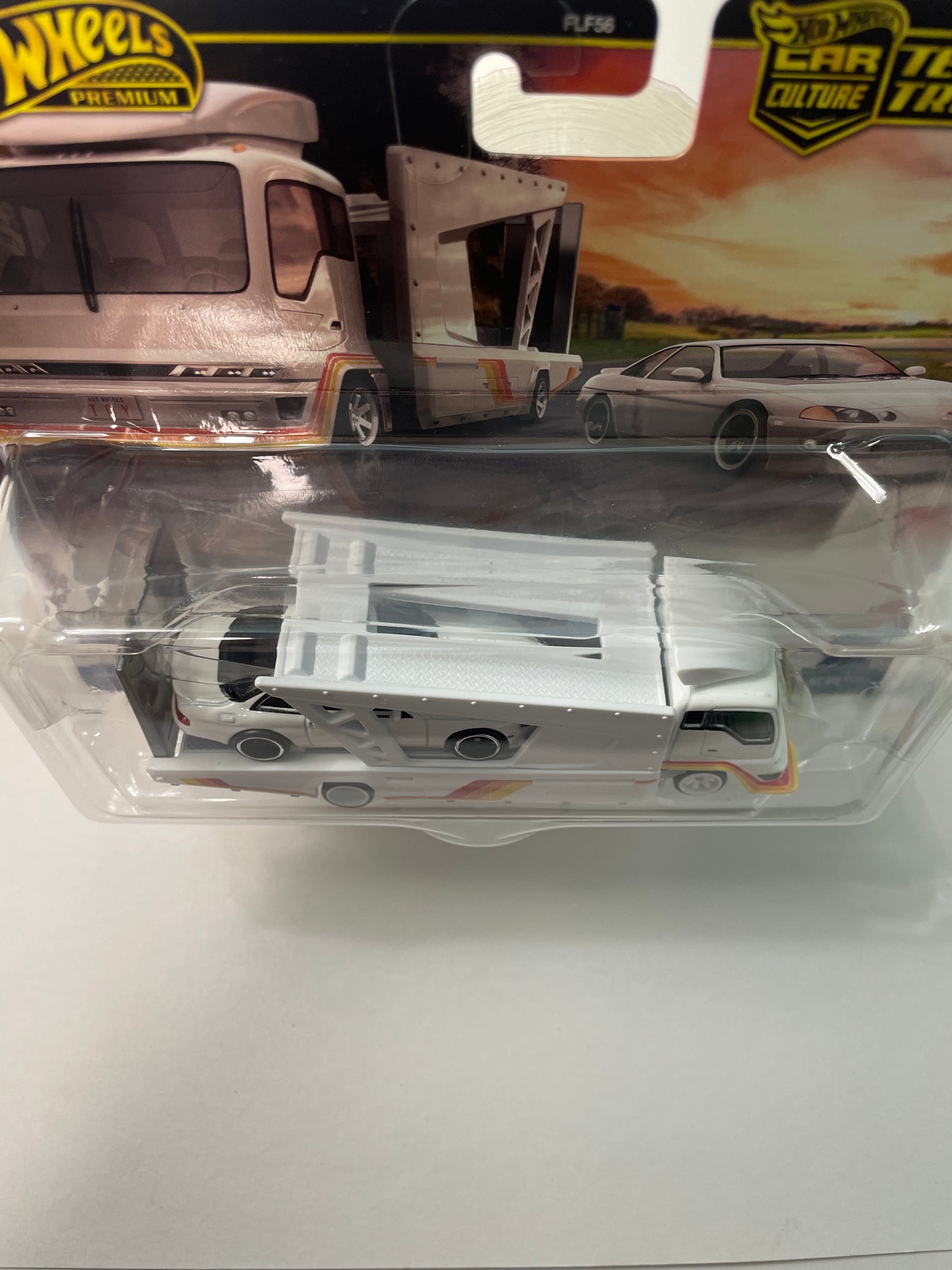Hot Wheels 1/64 Car Culture Team Transport F Case Toyota Soarer w/ Kousoku Hauler White