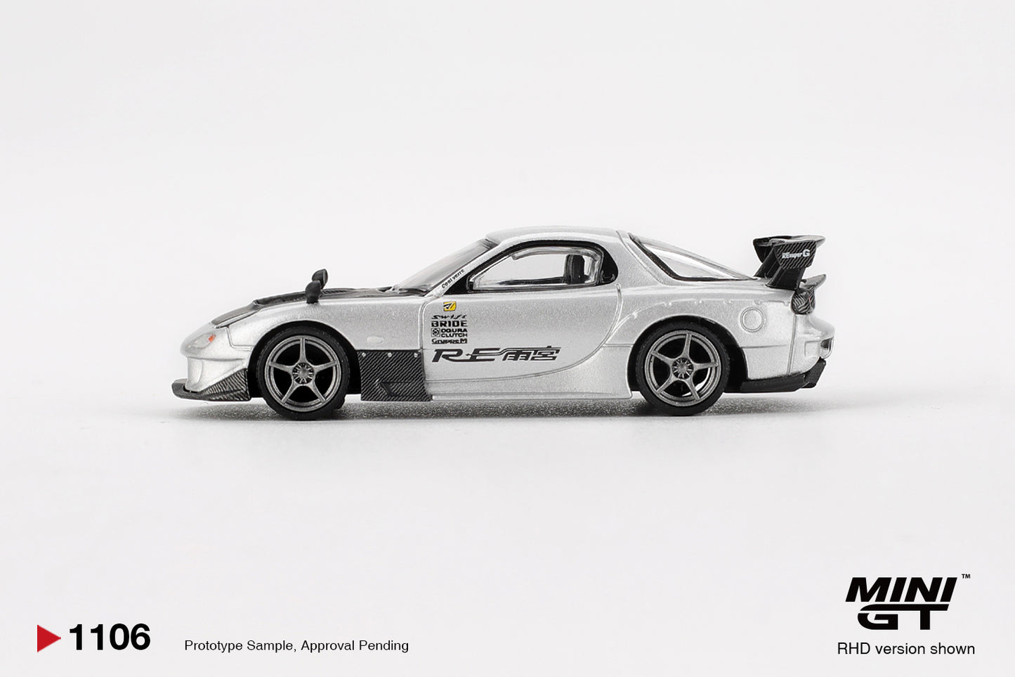 Mini GT 1/64 Mazda RX-7 RE-Amemiya Silver Metallic - MGT01106