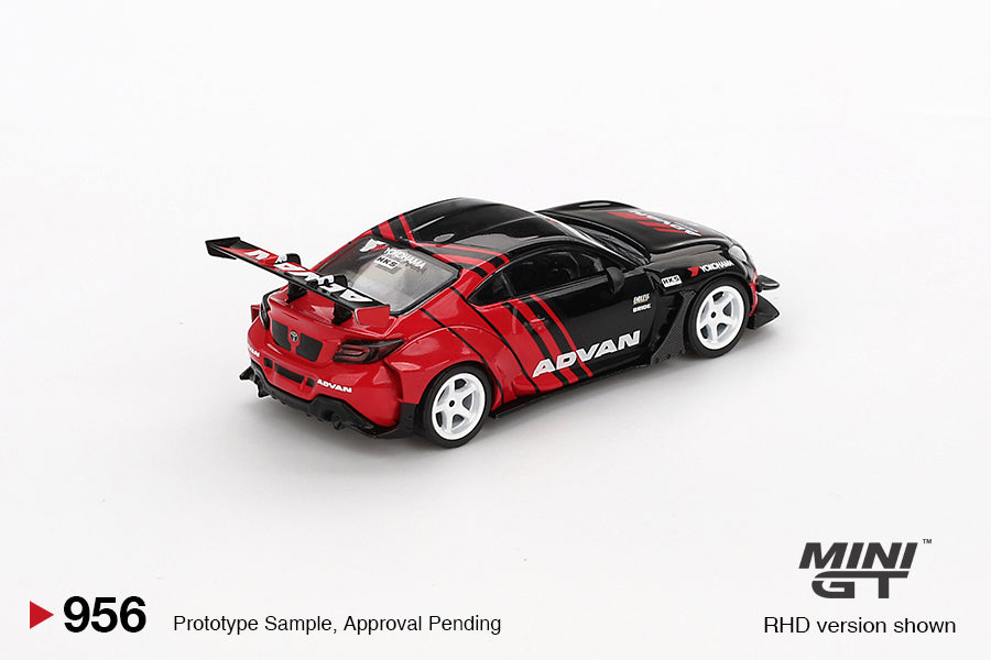 Mini GT 1/64 Toyota GR86 HKS TYPE R ADVAN 2022 Tokyo Auto Salon Red & Black