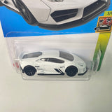 Hot Wheels 1/64 LB-Works Lamborghini Huracan Coupé White