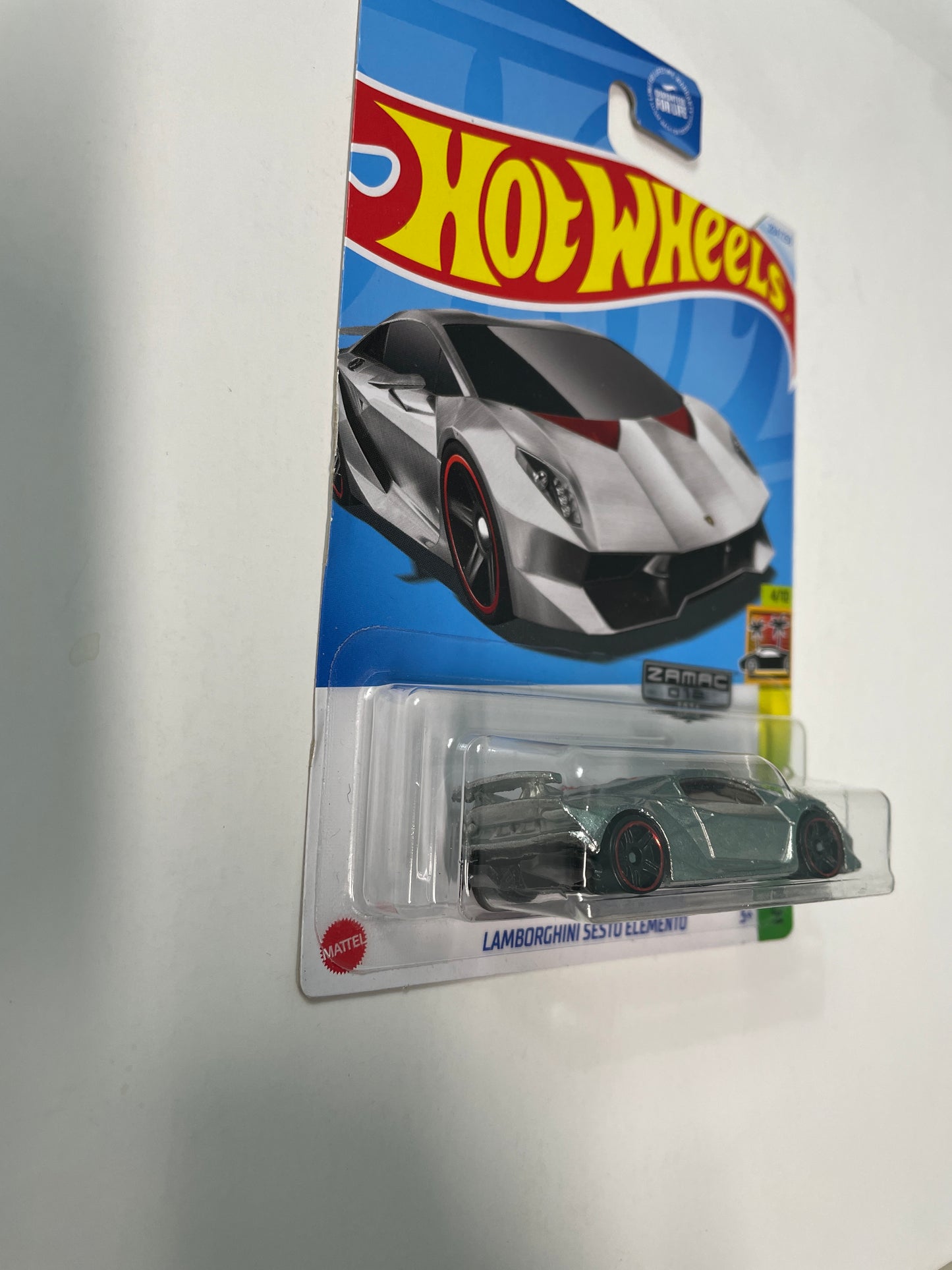 Hot Wheels 1/64 Zamac Lamborghini Sesto Elemento - Damaged Box
