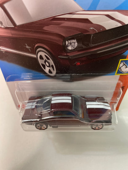 Hot Wheels 1/64 ‘65 Mustang 2+2 Fastback Red - Damaged Box