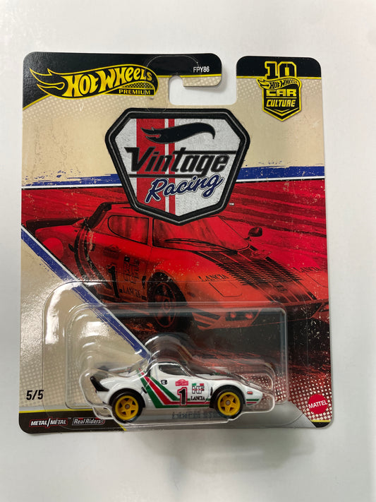 Hot Wheels 1/64 Car Culture 2026 Mix T Vintage Racing Lancia Stratos White - JKF26