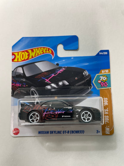 Hot Wheels 1/64 Nissan Skyline GT-R (BCNR33) Short Card Black