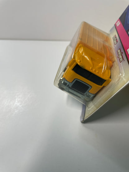 Hot Wheels 1/64 Slick Rides Hiway Hauler Yellow - Damaged Card