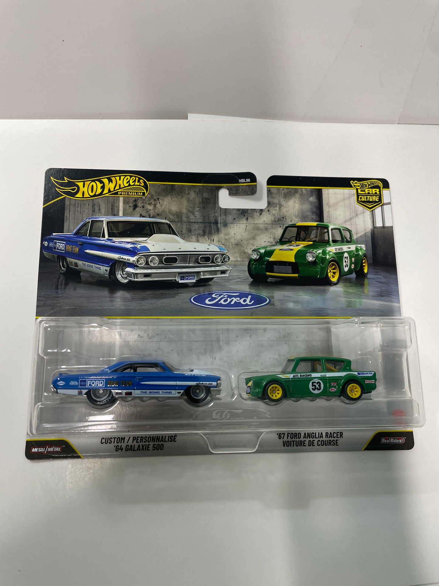 Hot Wheels 1/64 Premium Car Culture 2 Pack Ford Custom/ Personnalisé ‘64 Galaxie 500 Blue & ‘67 Ford Anglia Racer Voiture de Course Green - JHW50