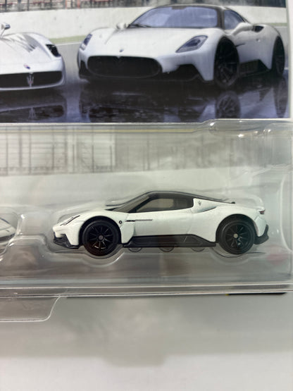 Hot Wheels 1/64 Car Culture Premium 2 Pack Maserati MC12 & Maserati MC20 - JHW55