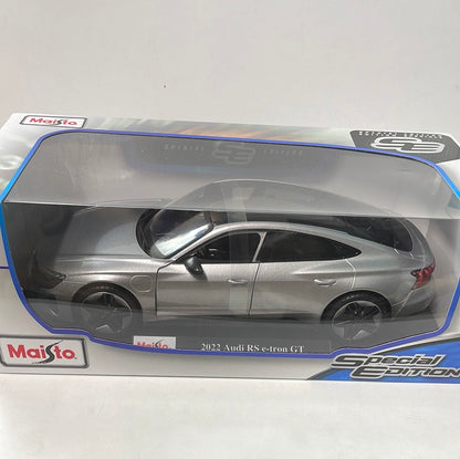 1/18 Maisto 2022 Audi RS E-Tron GT Grey