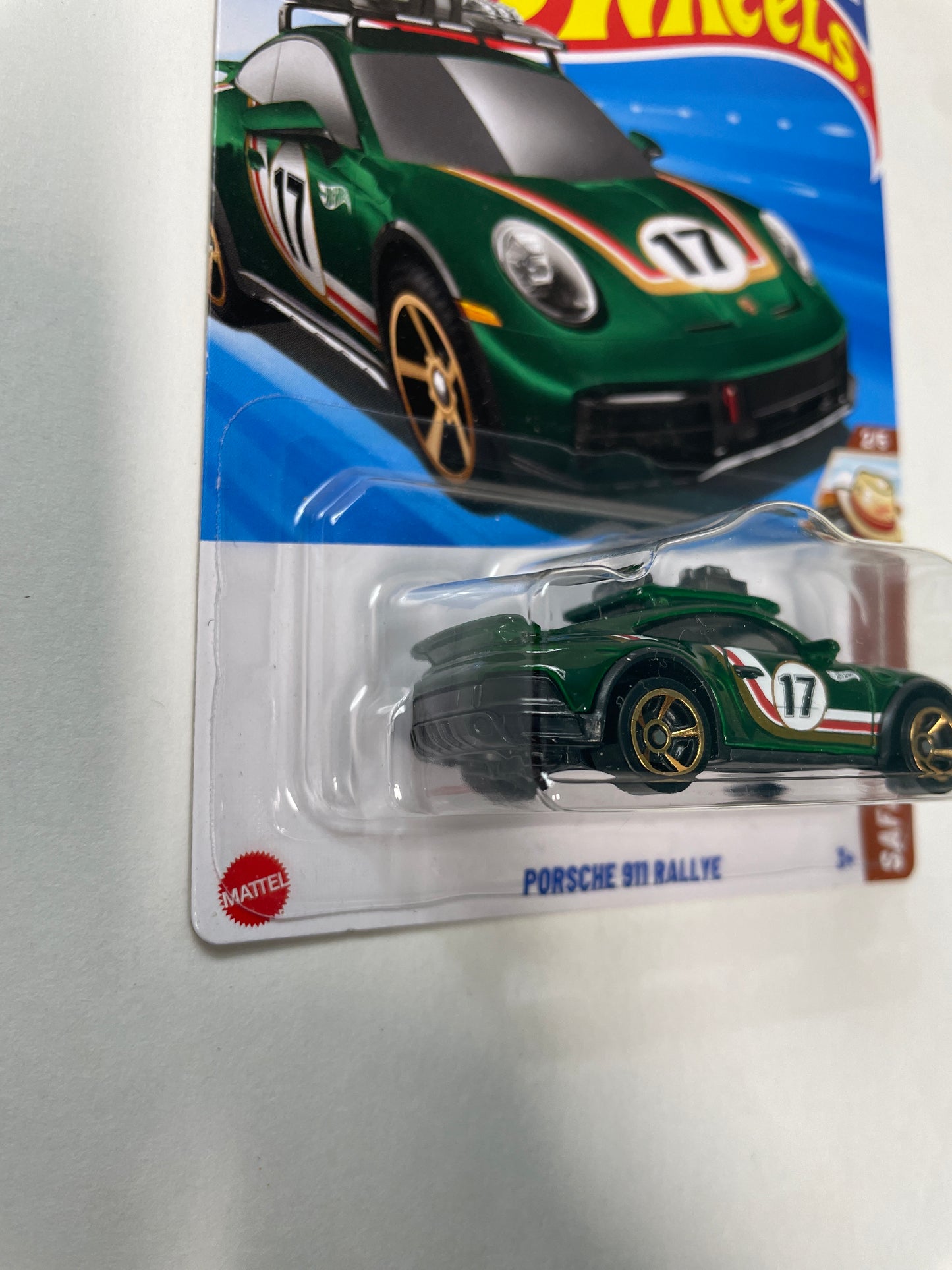 Hot Wheels 1/64 Porsche 911 Rallye #17 Green