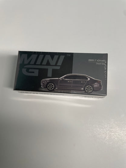 Mini GT 1/64 BMW i7 xDrive60 Dravit Grey