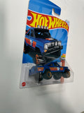 Hot Wheels 1/64 ‘73 Jeep J10 Blue