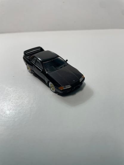 Mini GT 1/64 Nissan Skyline GT-R Black w/ BBS LM Wheel Black MGT00087-MJ - Loose w/ Damaged Box