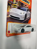 Matchbox 1/64 Tesla Model 3 White - Damaged Card