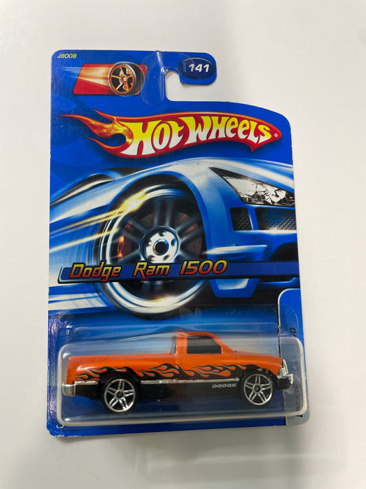 Hot Wheels 1/64 Dodge Ram 1500 Orange - Damaged Box