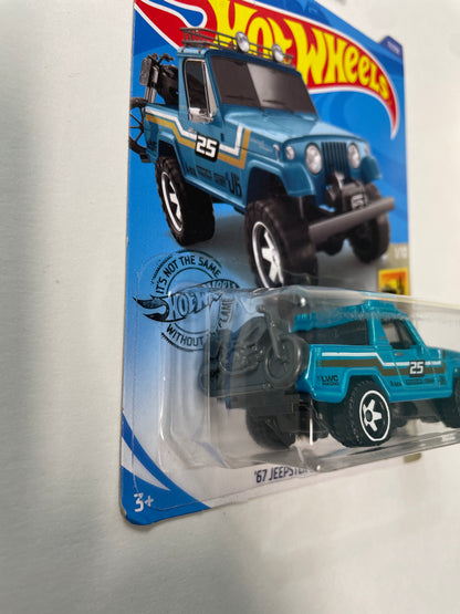 Hot Wheels 1/64 ‘67 Jeepster Commando Blue - Damaged Box