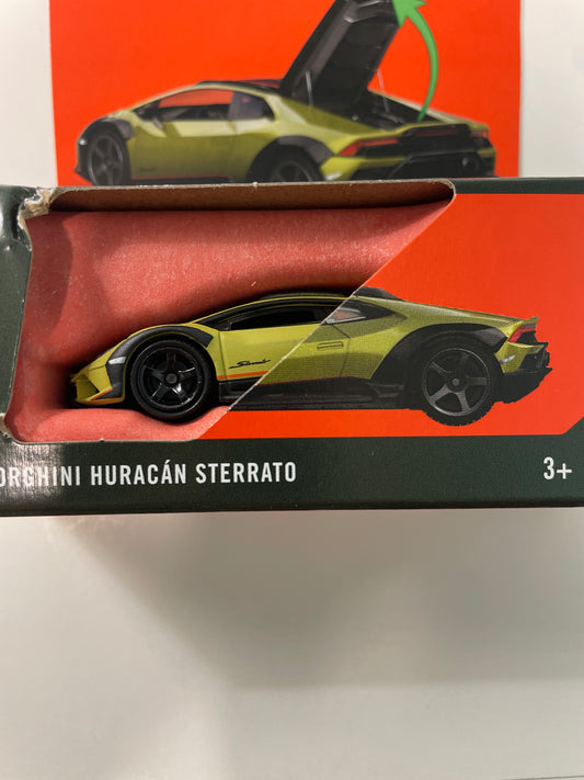 Matchbox 1/64 Moving Parts Lamborghini Huracan Sterrato Green - Damaged Box