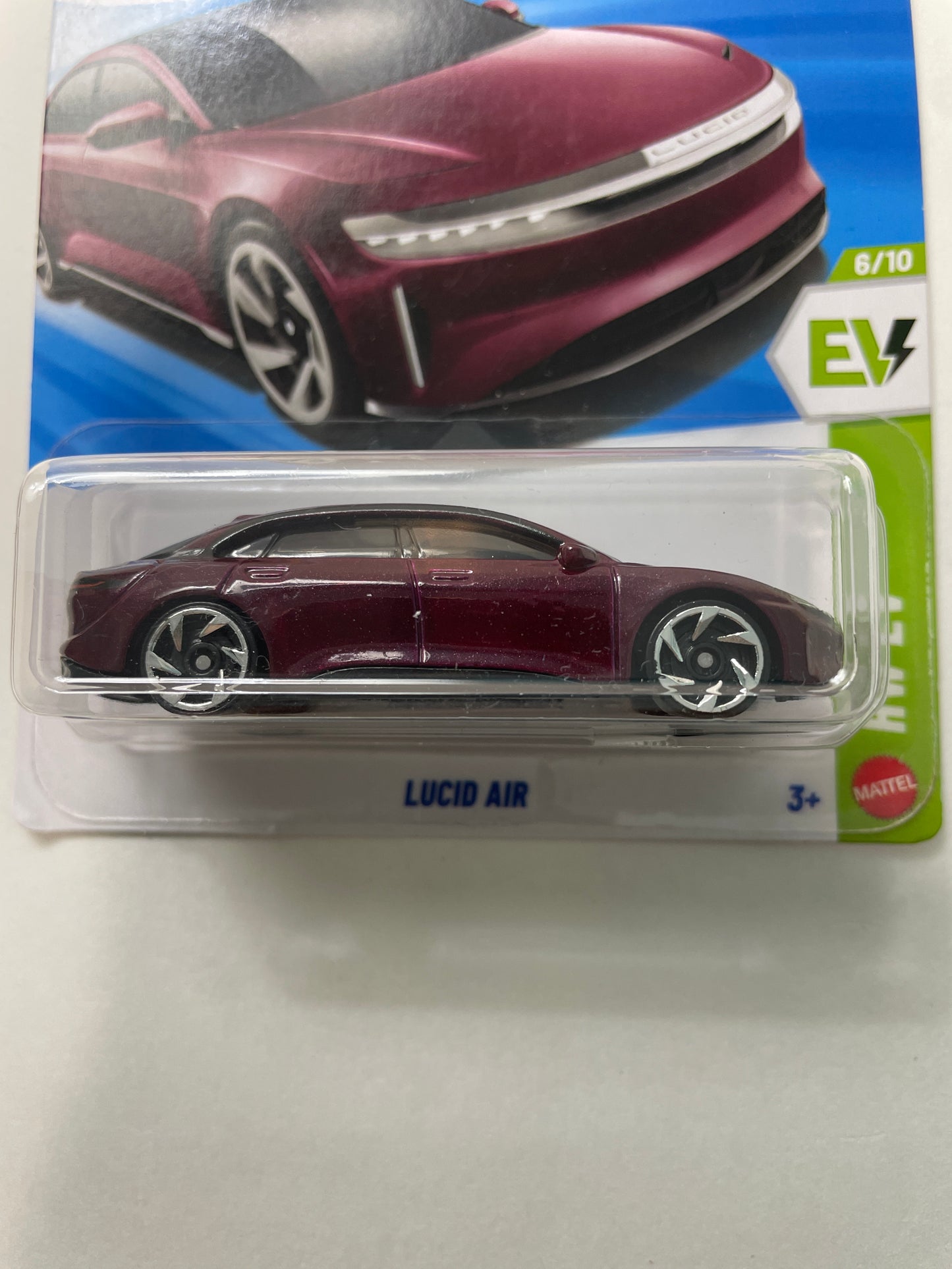Hot Wheels 1/64 Lucid Air Red - Damaged Box
