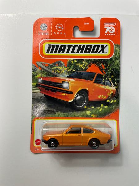 Matchbox 1/64 1975 Opel Kadett Orange