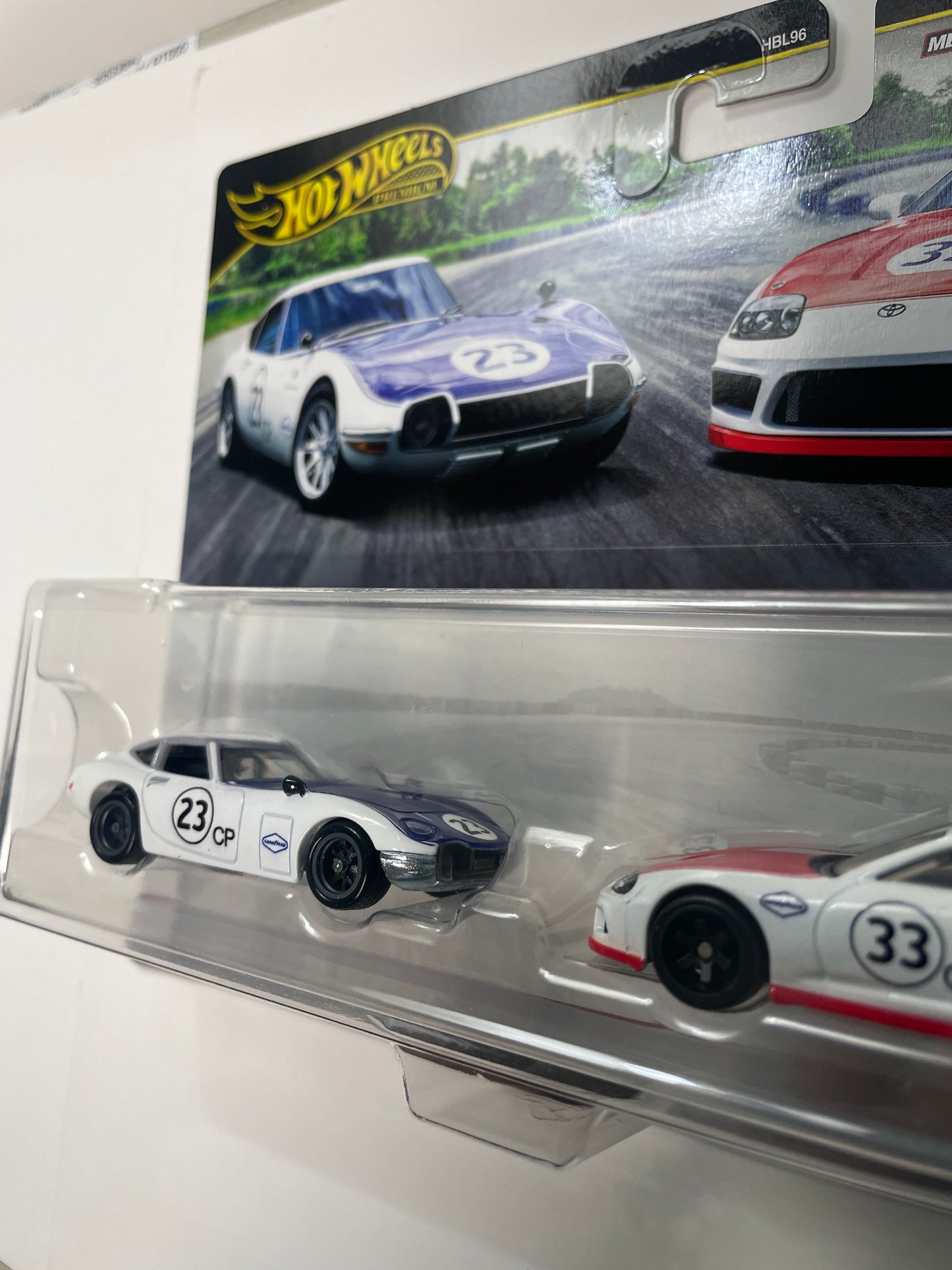 Hot Wheels 1/64 Premium Car Culture 2 Pack Toyota 2000GT & Toyota Supra White - JBL03