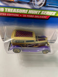 Hot Wheels 1/64 Treasure Hunt ‘32 Ford Delivery Gold & Purple