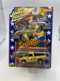 Johnny Lightning 1/64 Zingers! The Snake & Mongoose 1981 Chevrolet Silverado Yellow