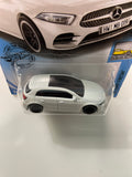 Hot Wheels 1/64 ‘19 Mercedes-Benz A-Class White