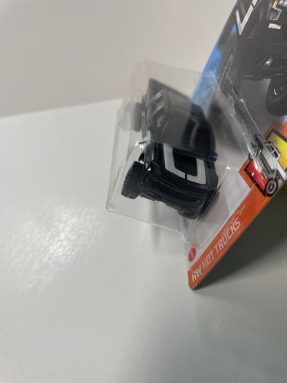 Hot Wheels 1/64 ‘19 Chevy Silverado Trail Boss LT Black