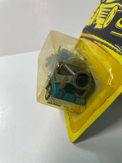 Matchbox 1/64 Cement Truck Blue - Damaged Box