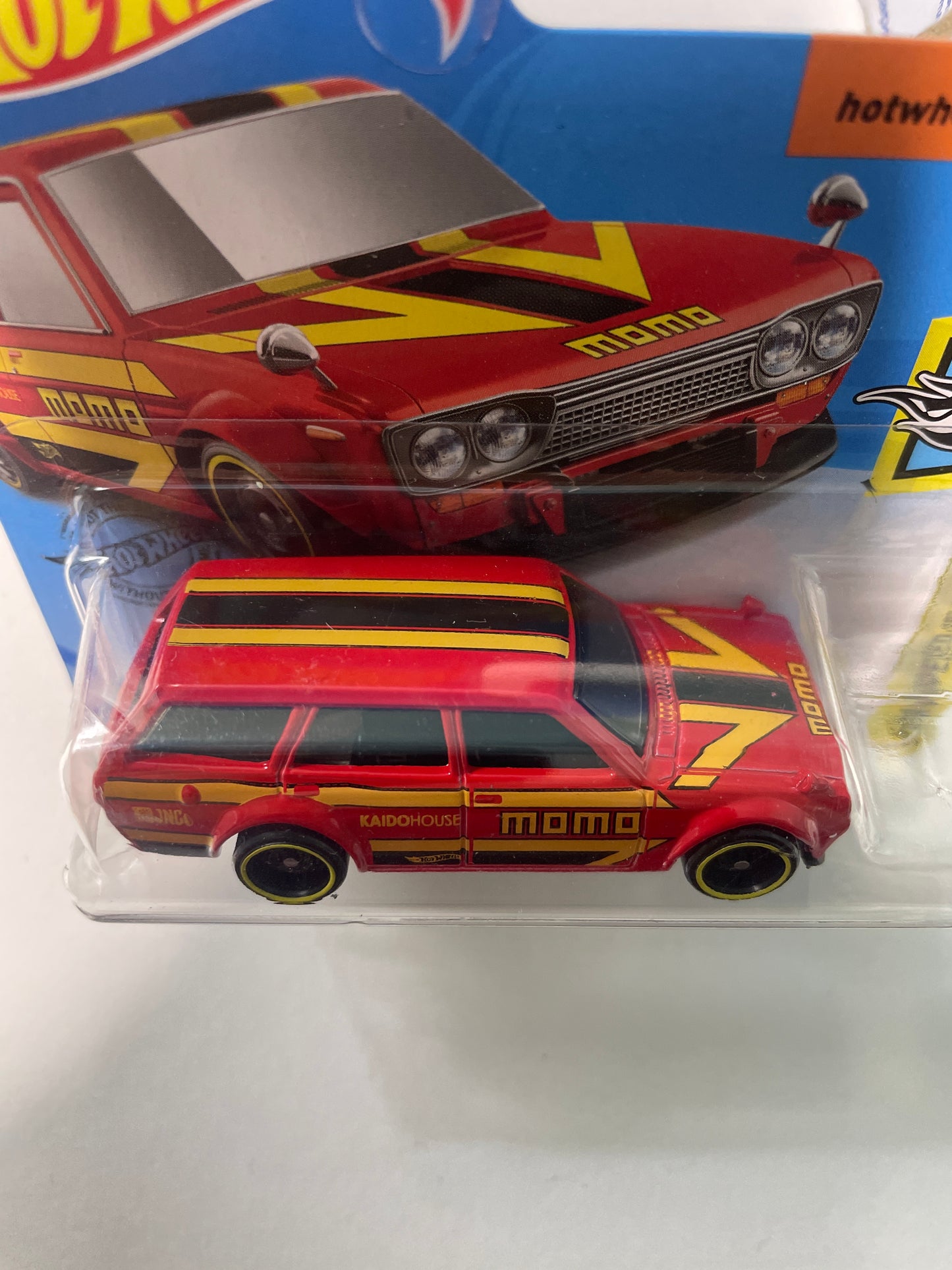 Hot Wheels 1/64 Datsun Bluebird Wagon (510) Momo Short Card Red - Damaged Box