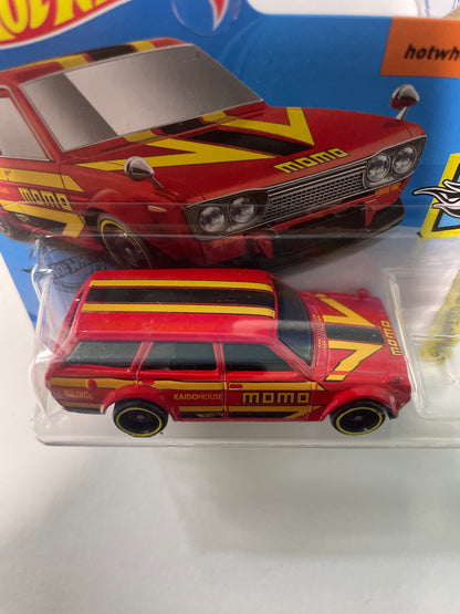 Hot Wheels 1/64 Datsun Bluebird Wagon (510) Momo Short Card Red - Damaged Box