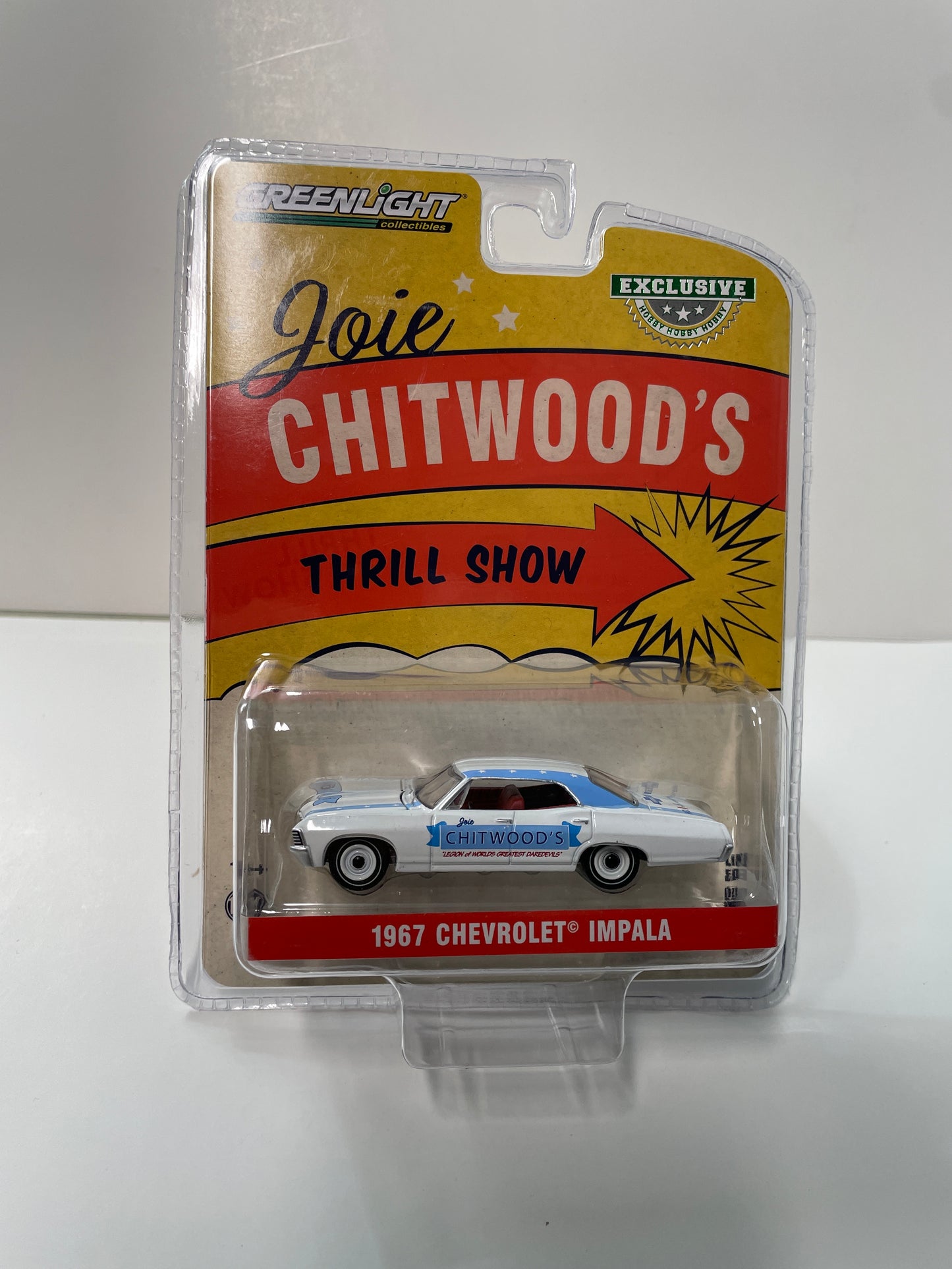 Greenlight 1/64 Hobby Exclusive Joie Chitwood's Thrill Show 1967 Chevrolet Impala White & Blue