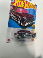 Hot Wheels 1/64 Classic ‘55 Nomad Red