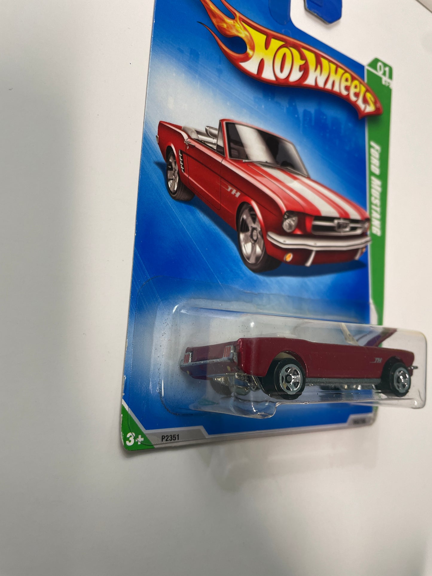 Hot Wheels 1/64 Treasure Hunt Ford Mustang Red - damaged card