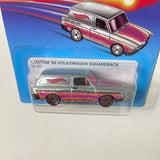 Hot Wheels 1/64 Ultra Hots Custom ‘69 Volkswagen Squareback Pink