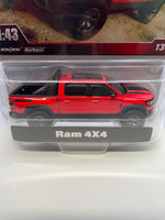 Hot Wheels 1/43 Ram 4X4 Red