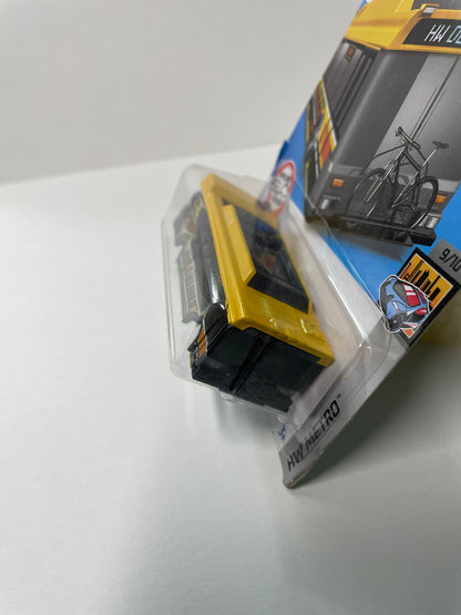 Hot Wheels 1/64 Ain’t Fare Bus Yellow - Damaged Box