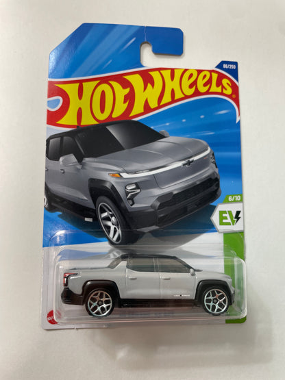 Hot Wheels 1/64 Chevy Silverado EV RST Grey - Damaged Box