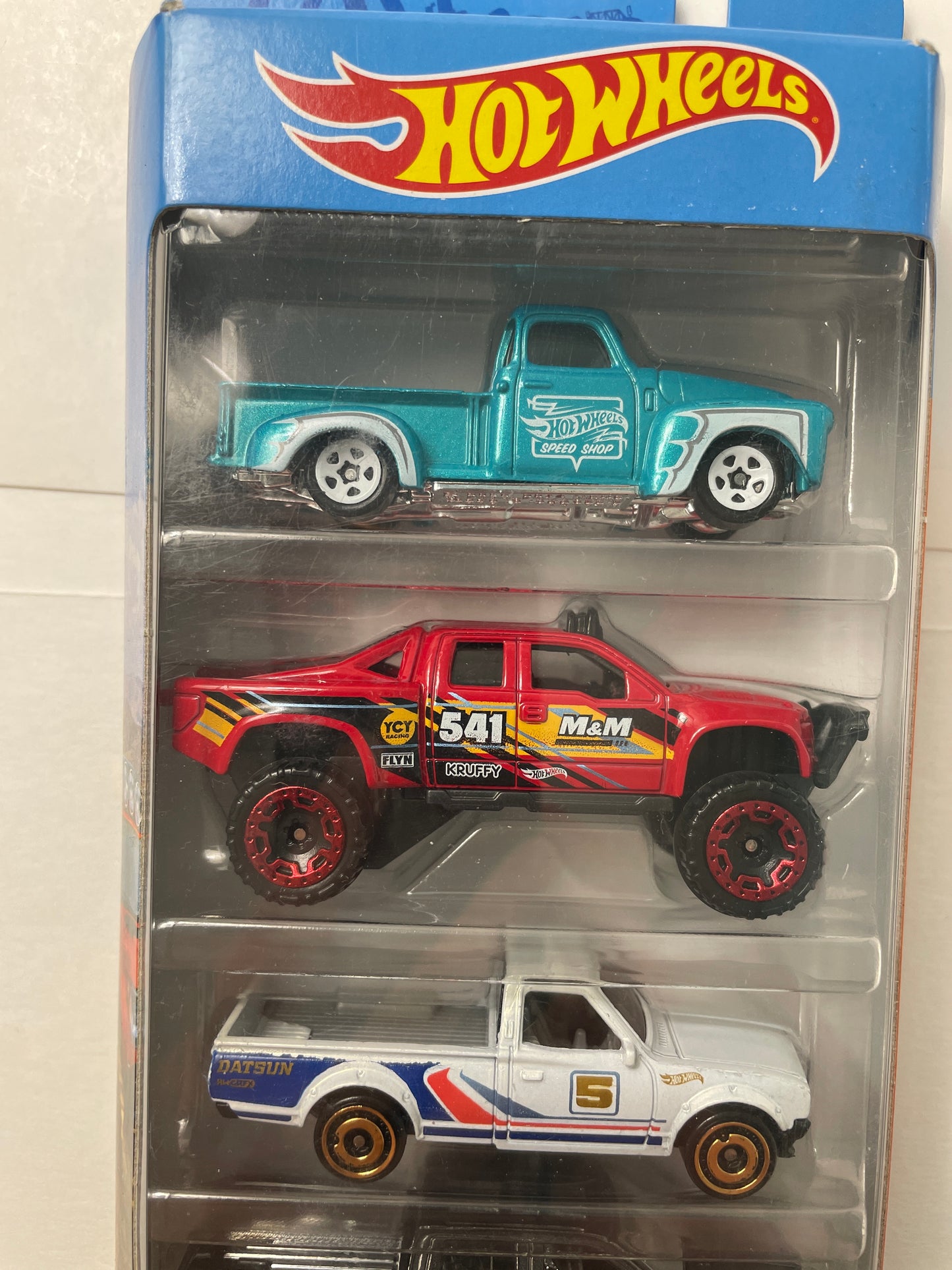 Hot Wheels 1/64 5 Pack Hot Trucks - Damaged Box