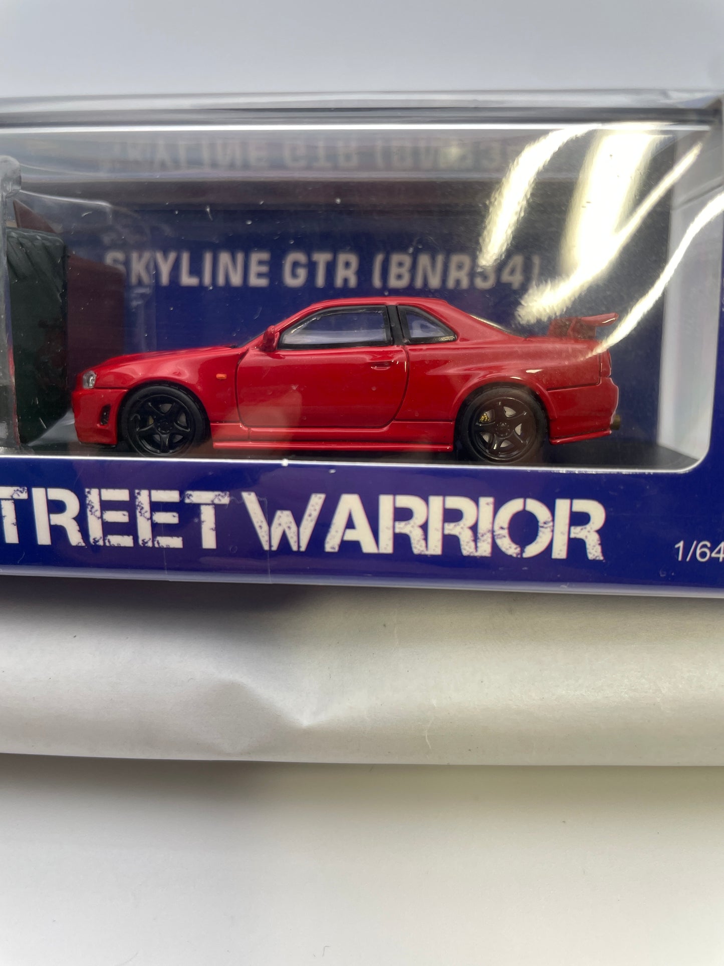 Street Warrior 1/64 Nissan Skyline GT-R BNR34 Camper w/ Tent Red