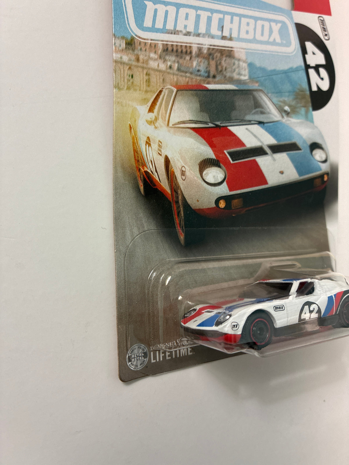 Matchbox 1/64 Super Cars Series 1968 Lamborghini Miura P400 S White - JJR50