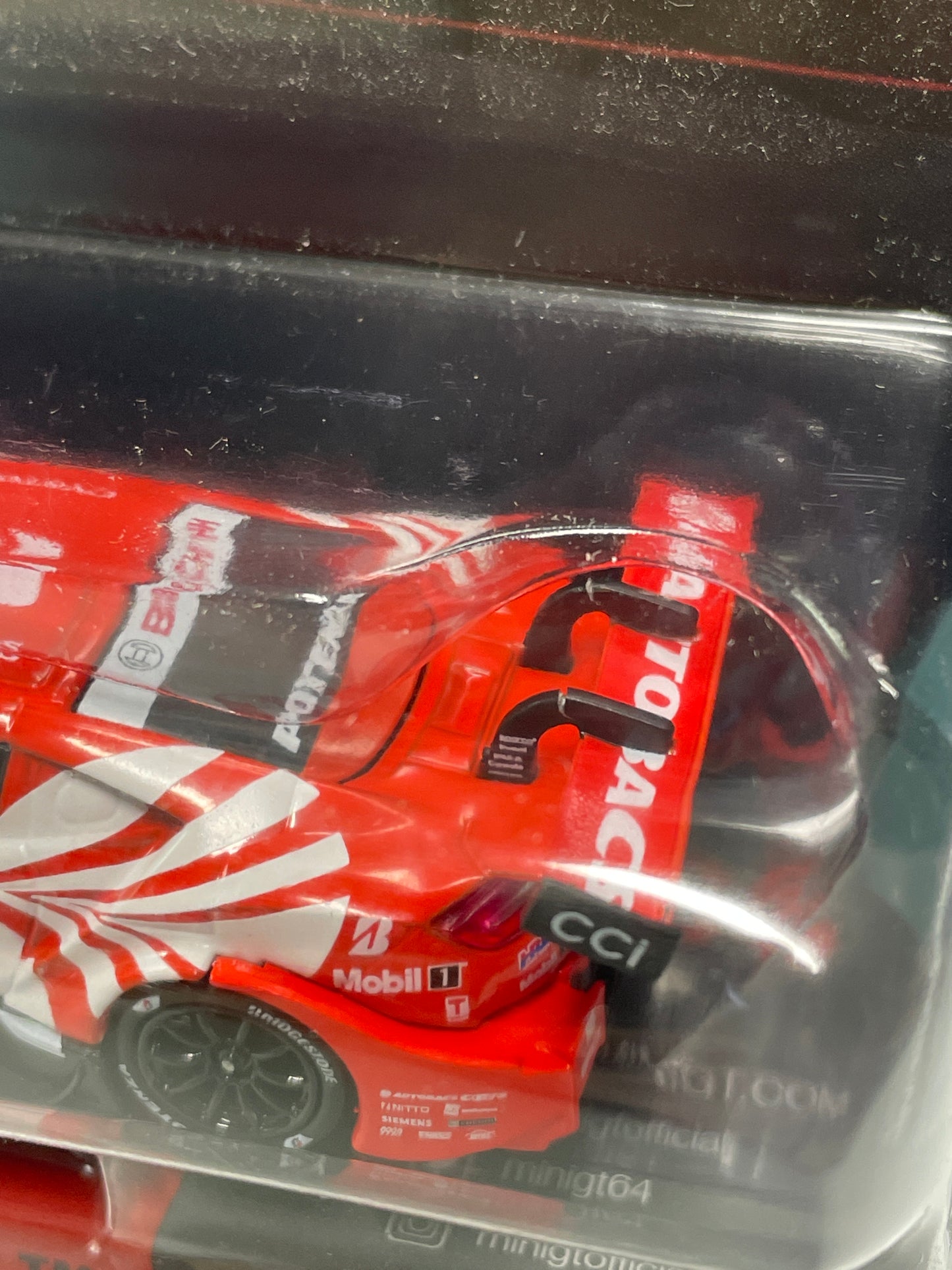 Mini GT 1/64 Honda NSX-GT "Type S" GT500 #8 "ARTA MUGEN NSX-GT " ARTA 2023 SUPER GT Series Red & White - MGT00786-BL - Damaged Car