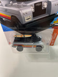 Hot Wheels 1/64 Land Rover Series II Grey