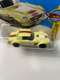 Hot Wheels 1/64 Fairlady 2000 Short Card Yellow