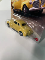 Matchbox 1/64 1941 Plymouth Coupe Yellow