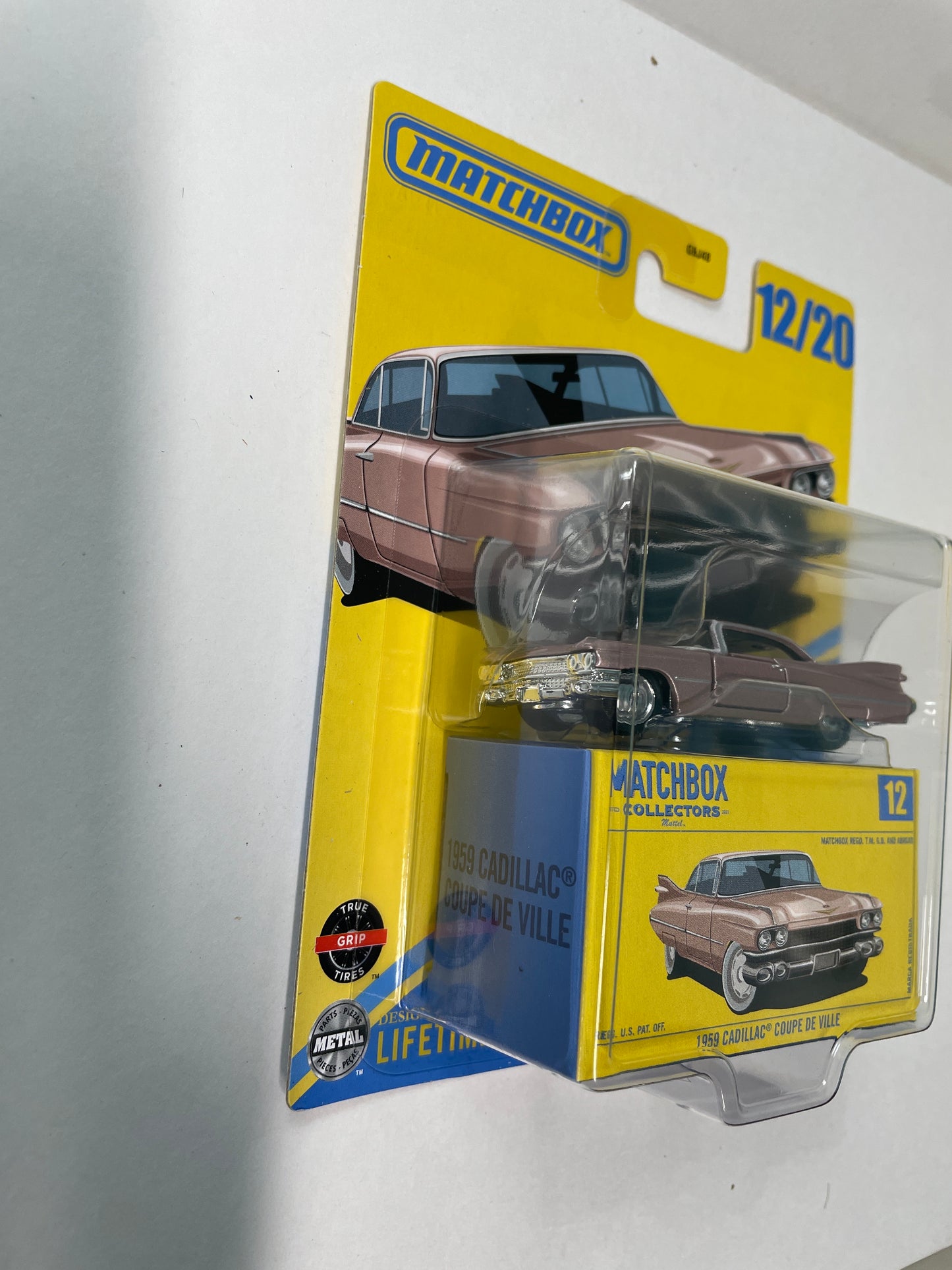 Matchbox Collectors 1/64 1959 Cadillac Coupe De Ville Pink