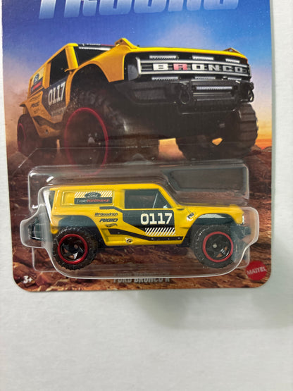 Hot Wheels 1/64 Silver Series Performance Trucks Ford Bronco R Yellow - JKX75