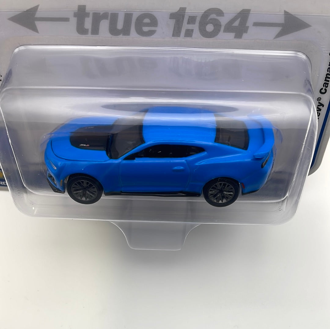 1/64 Auto World Modern Muscle Version B 2022 Chevy Camaro ZL1 Rapid Blue