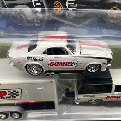 Maisto Design 1/64 Team Haulers 1979 Chevrolet K5 Blazer/ 1968 Chevrolet Camaro Z/28 White - Damaged Card
