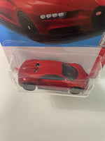 Hot Wheels 1/64 ‘16 Bugatti Chiron Red - Damaged Card