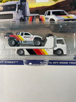 Hot Wheels 1/64 Car Culture Team Transport Fleet Street w/ Toyota Off-Road Truck